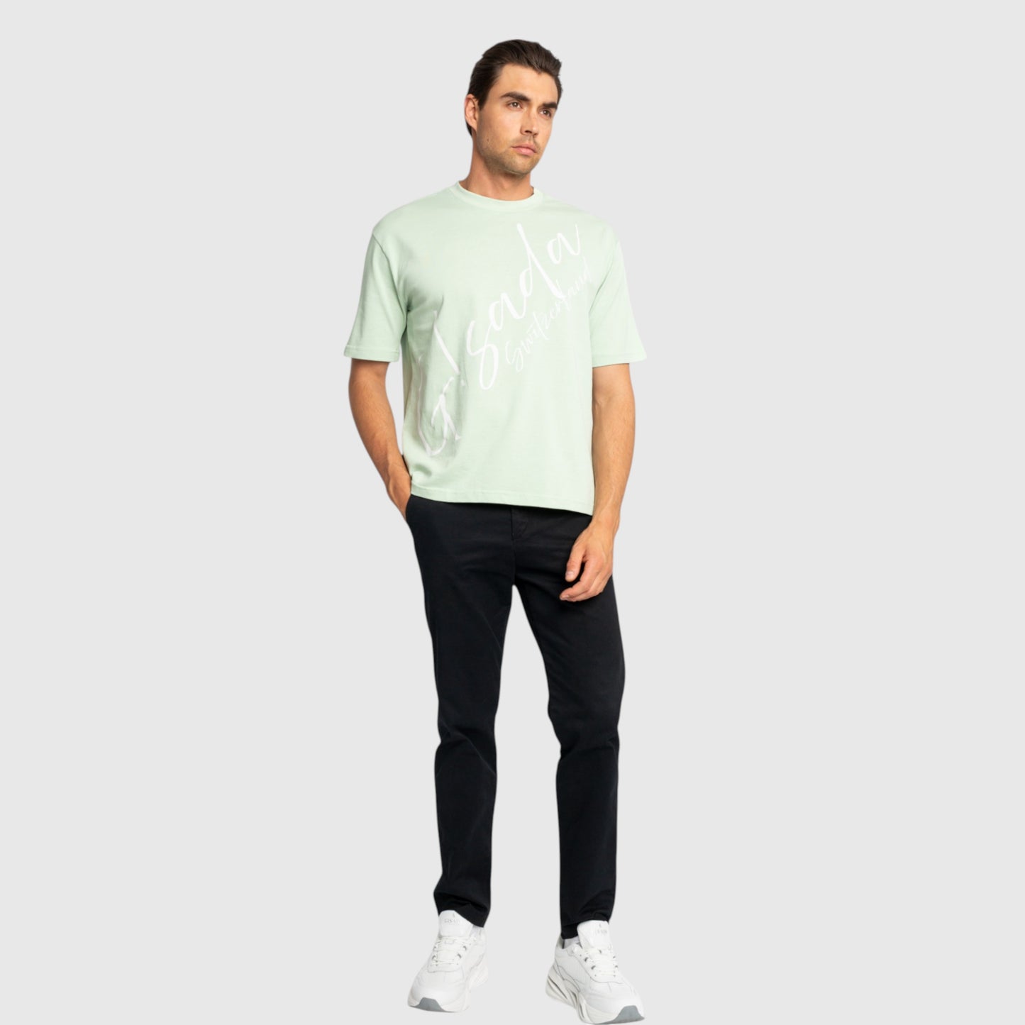 Oversized T-Shirt in Heavy Cotton with Cursive Print