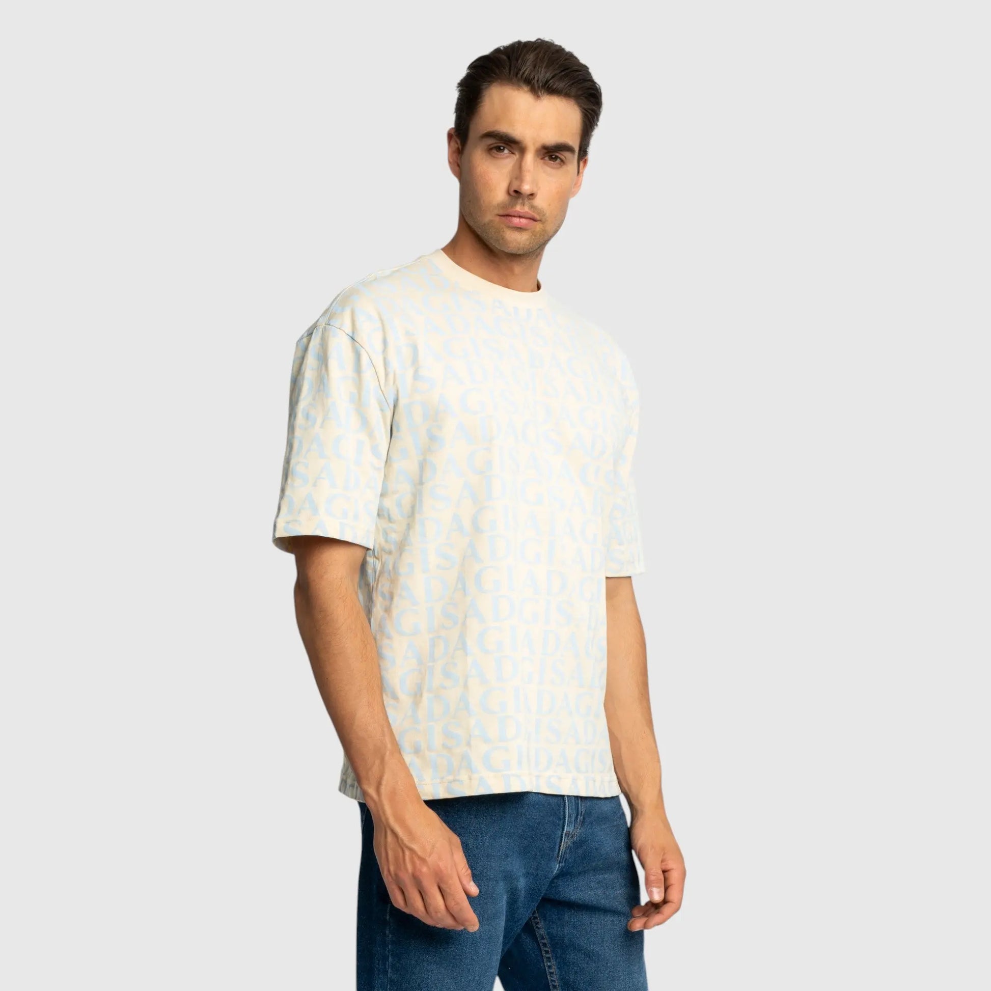 Oversized T-Shirt in Heavy Cotton with Small Central Printed Logo - Gisada.com