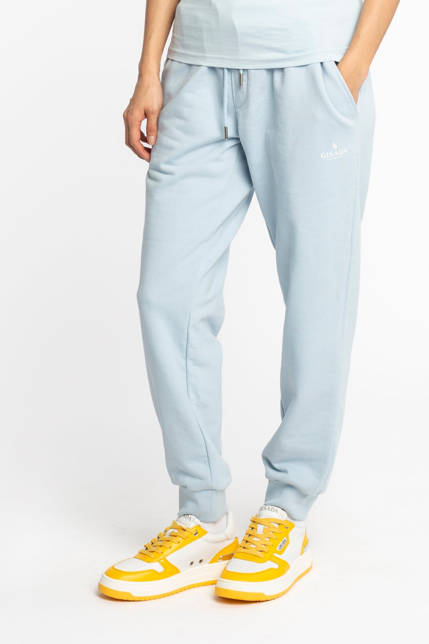 Jogginghose mit geradem Bein und kleinem gedruckten Logo aus Silikon