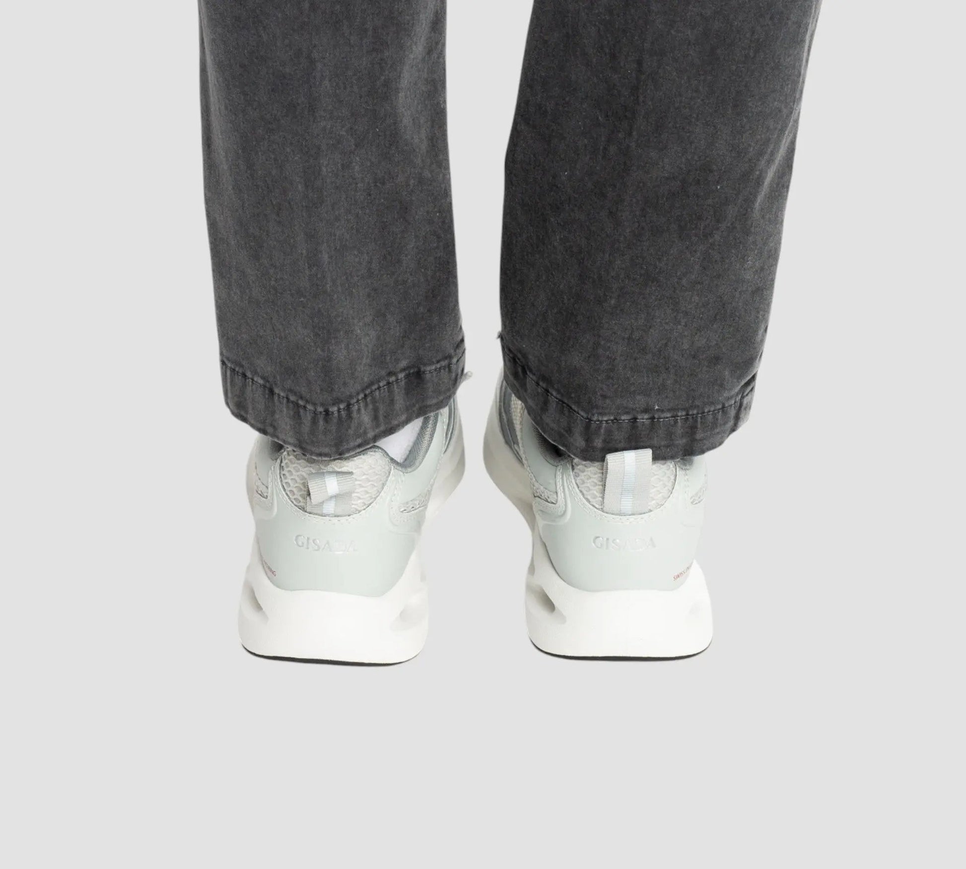 Gisada Runner Low Sneakers - Gisada.com