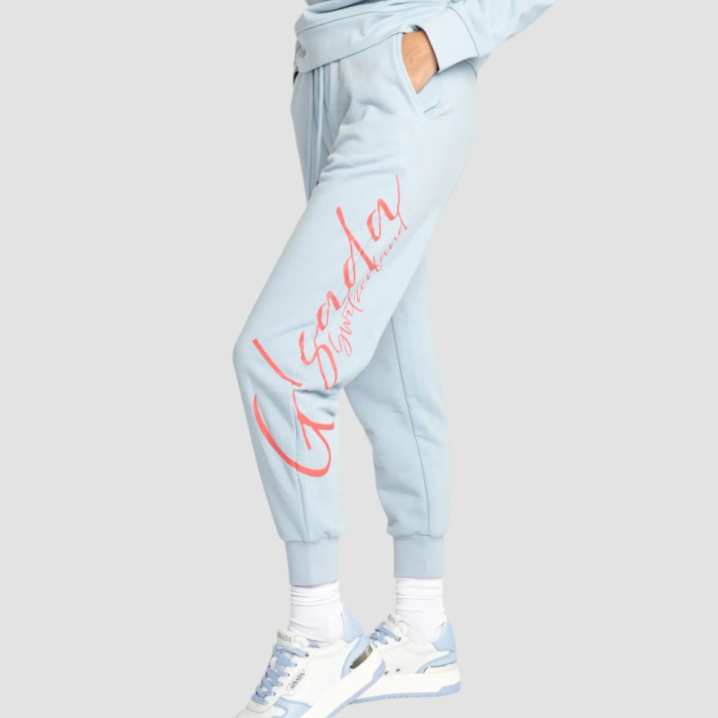 Regular Fit Jogger in Midweight Cotton with Cursive Puff Print - Gisada.com